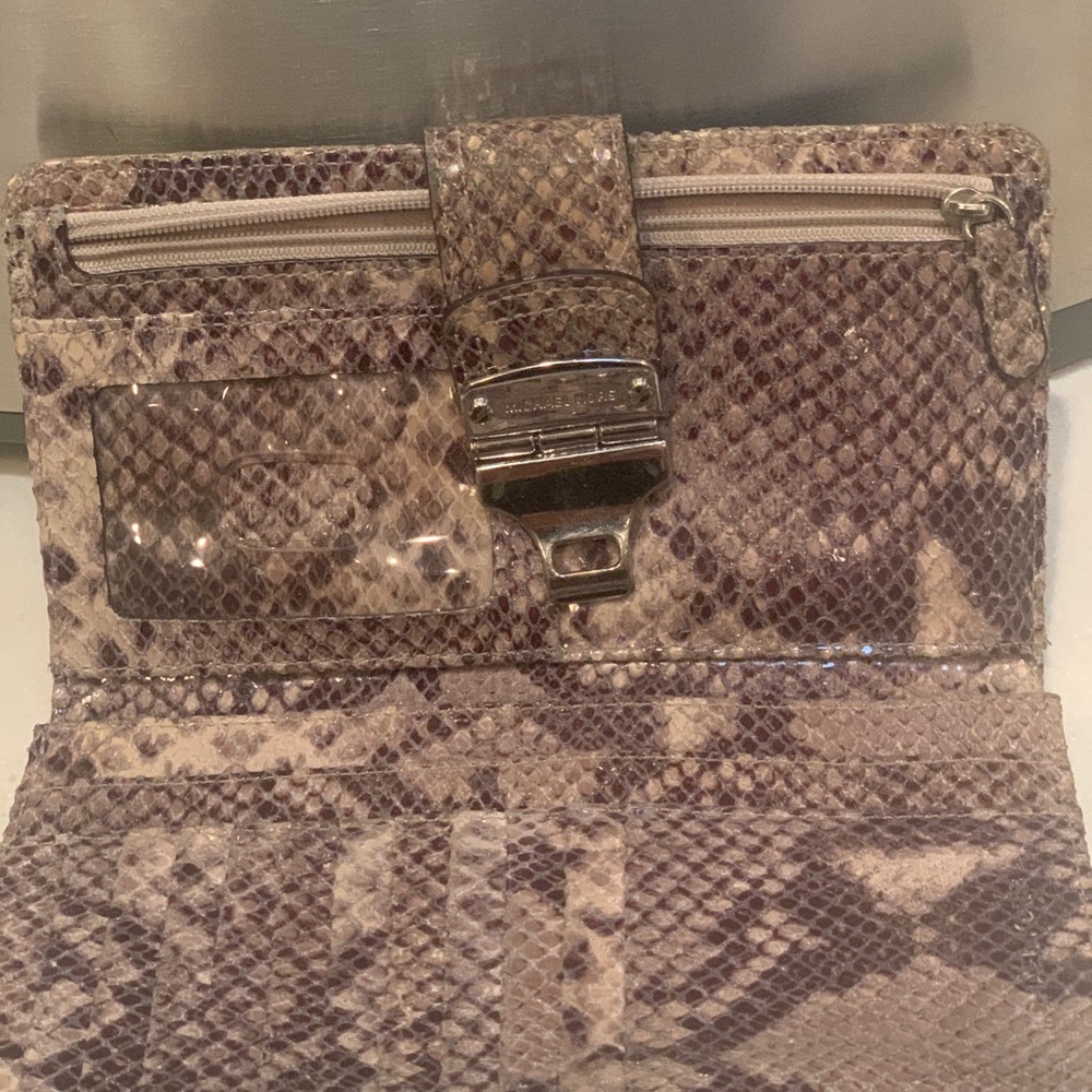 Wallet - Picture 4 of 4